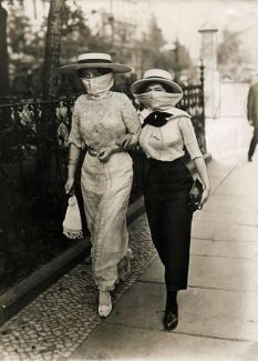 These women found fashionable ways to protect their face during the pandemic of 1918.